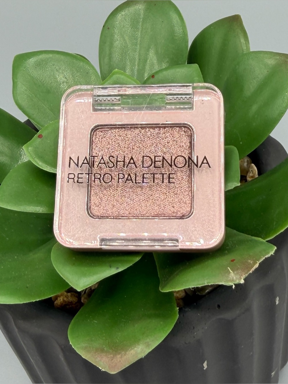 Natasha Denona Retro Eyeshadow Palette Single Shade Helio 149M